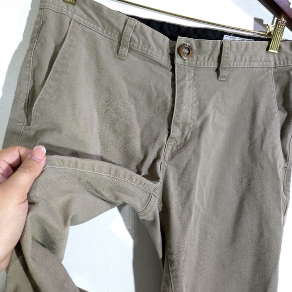 Volcom | Men's Light Tan Pants - Picture 4 of 10